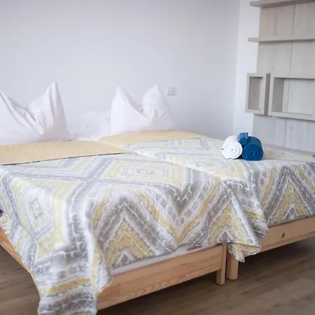 Apartel Vlaste Terrace Apartment Navodari